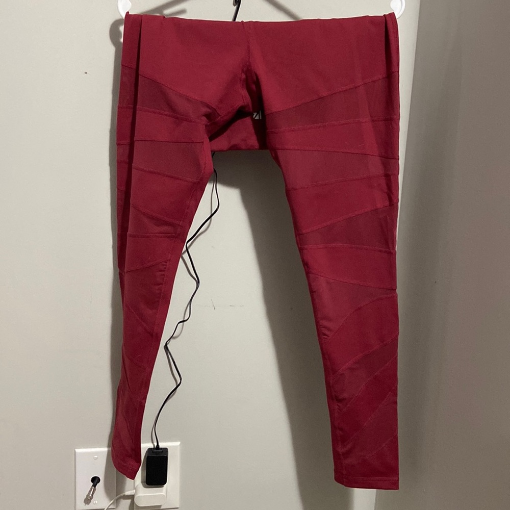 NWOT Maroon BuffBunny leggings with mesh detail